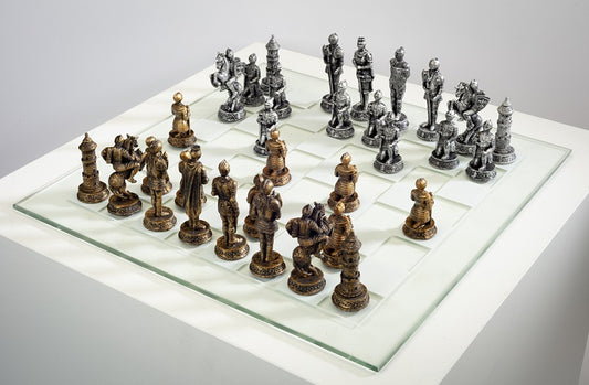 KNIGHT CHESS SET